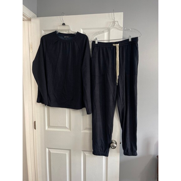PrettyGarden Pants - PrettyGarden 2 Piece Jogger Set Size L Black New With Tag